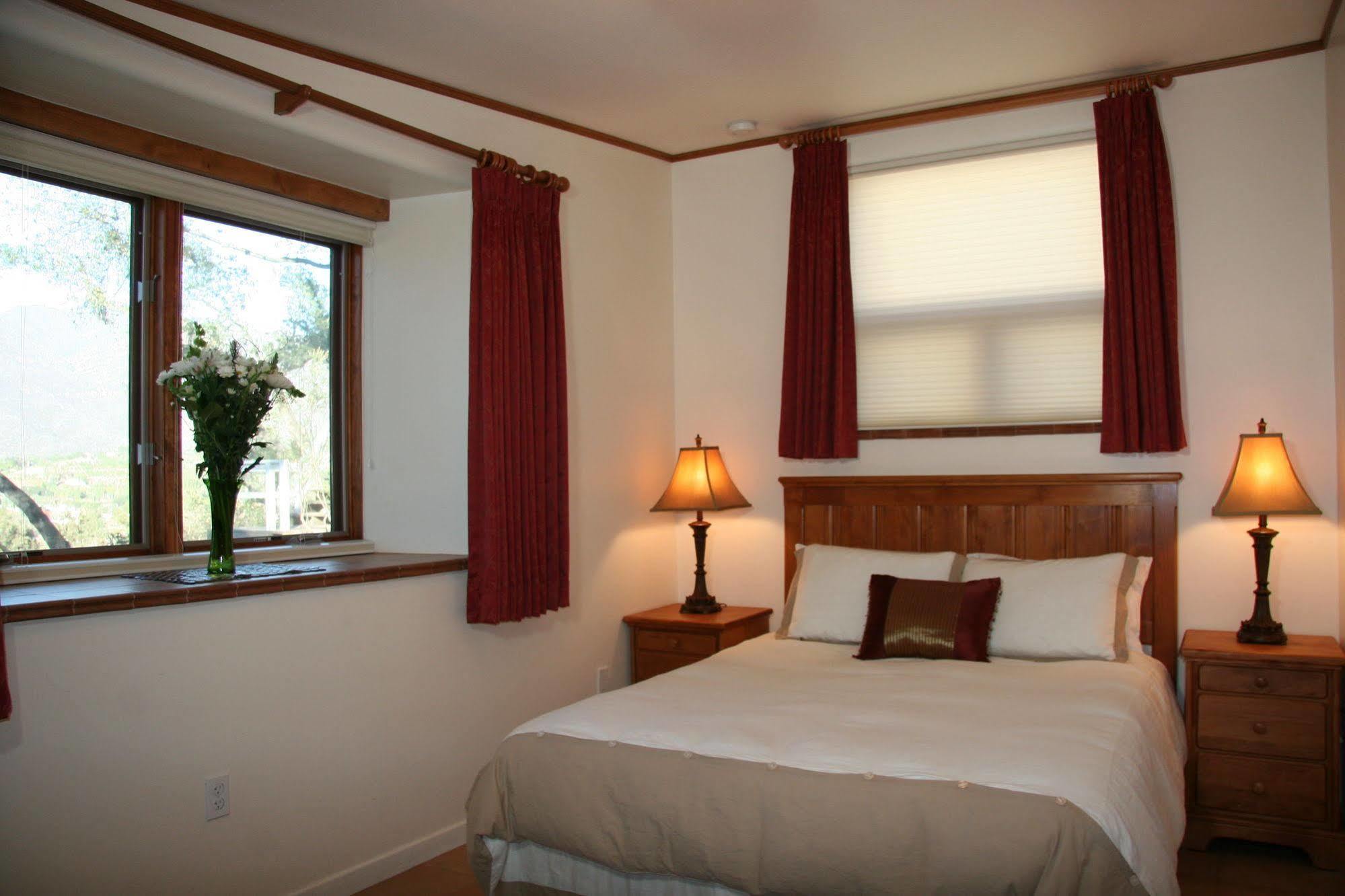 Ojai Retreat & Inn Extérieur photo